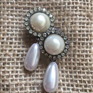 Vintage silver plated rhinestone pearl hearings
